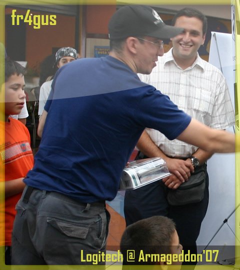 bArmageddon07_rifa_logitech_fragus.jpg